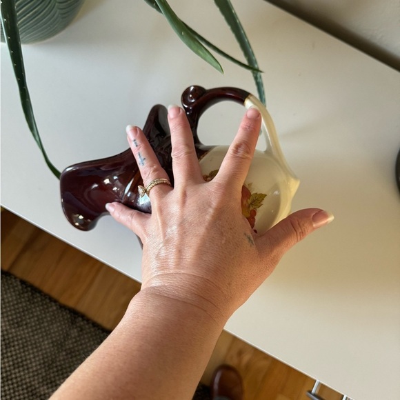 Vintage McCoy Homestead Pitcher - Picture 6 of 6